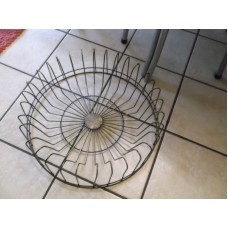 Beautiful Metal Plate  Rack- Round Holds 32 Plates   142816160323